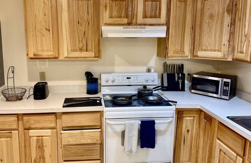 Provo Casa | Charming Provo Home close to BYU and Utah Lake