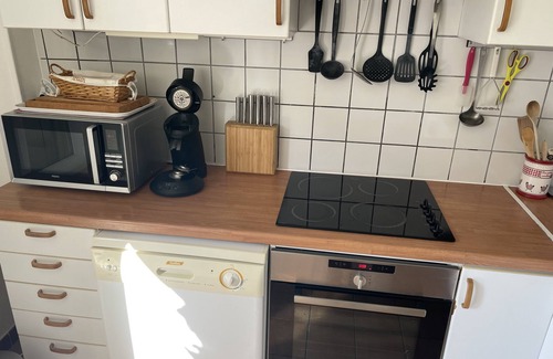Saint-Come-de-Fresne Casa | Charming, quiet house