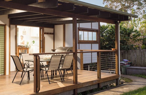 Dunwich Casa | Charming QLD-style cottage, in Dunwich the Perfect base to explore Nth Straddie