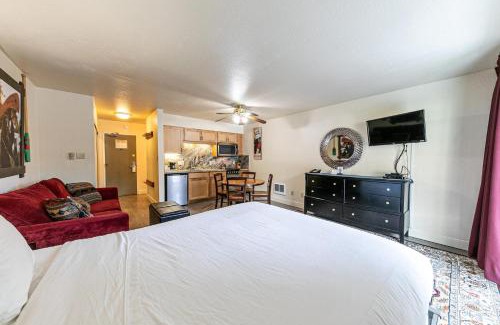 Truckee Casa | Charming Queen Studio Deluxe w/Balcony #233 at Donner Lake Village