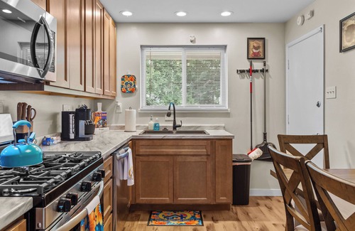 St. Ann Casa | Charming quiet 2-bedroom duplex