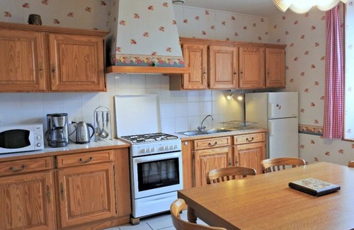 Ferriere-et-Lafolie Cabaña | Gîte indépendant restauré avec cour close et terrain, proche de la Mairie de Ferrière-et-Lafolie