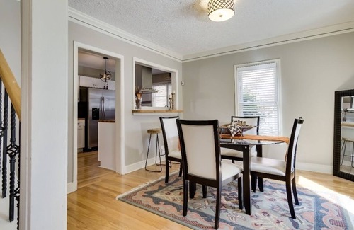 Cascade Road Casa | Charming, recently renovated bungalow in historical Cascade
