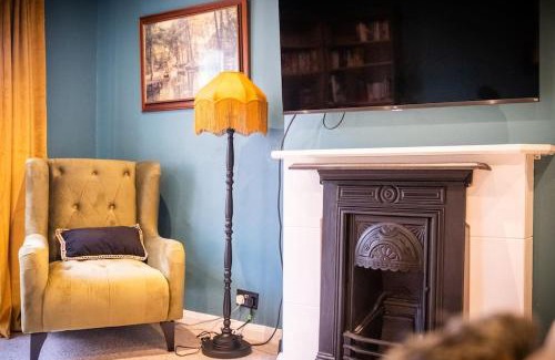 Redhill Casa | Charming Reigate Redhill Cottage