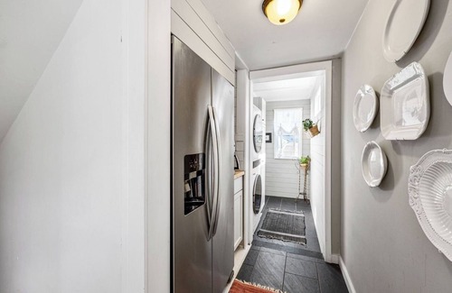 Northshore Triangle Casa | Charming! Remodeled 4-bedrm, 3 bath, less than 1 mile to Notre Dame. Super Clean