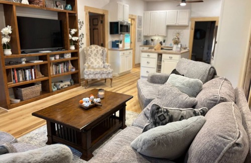 Cotter Casa | Charming, Remodeled Cottage in the Heart of Cotter, Walk to the White River