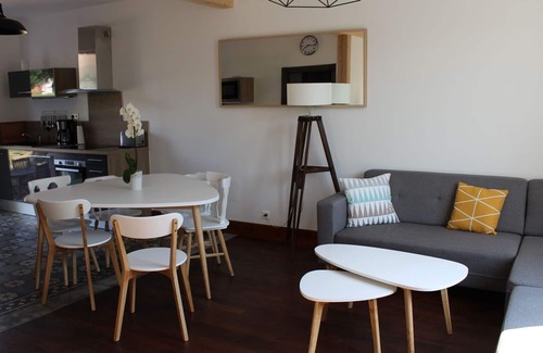 Virecourt Cabaña | Casa independiente cerca de la naturaleza con jardín privado y pesca en la Mosela.
