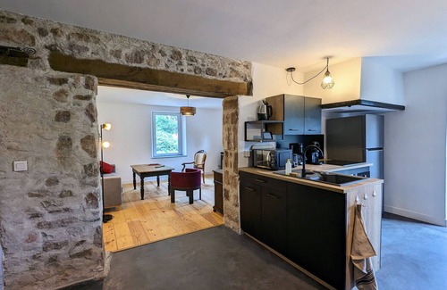 Jussarupt Cabaña | Gîte rénové avec jardin, terrasse et parking, proche Gérardmer et activités nature