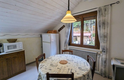 Le Syndicat Apartamento | Acogedor apartamento en antigua granja cerca de Remiremont con WiFi y fácil acceso a senderos y esquí