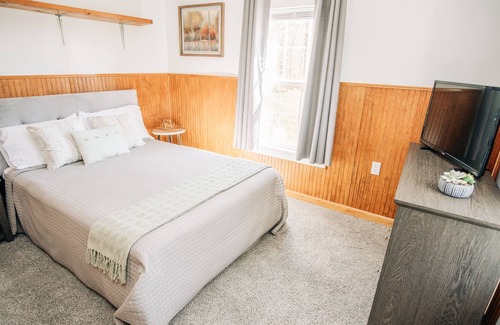 Sabinsville Cabina | Charming, Renovated Mountain Cabin