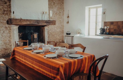 Saint-Avit Casa | Charming Renovated Stone House with Heated Pool, A/C, and Stunning Views