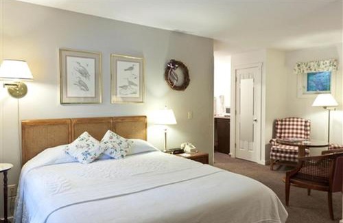 Lincolnville Casa | Charming Retreat for a Romantic Getaway near Penobscot Bay, Maine