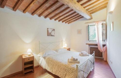 Sesto Fiorentino Apartamento | Charming Retreat in Montorsoli