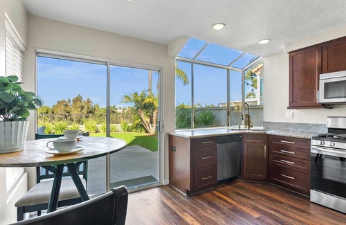 Laguna Niguel Casa | Charming Retreat in Genoa: Your Perfect Getaway, Sleeps 6 comfortably #42009