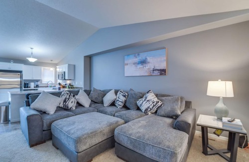 West Fargo Casa | Charming Retreat with Modern Comfort/Pet-Friendly