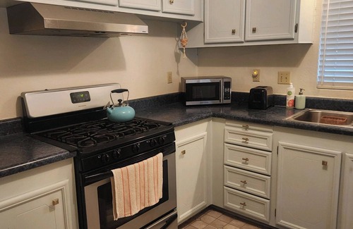 Prescott Casa | Charming retro home. Minutes from downtown and ERAU. Pet friendly.