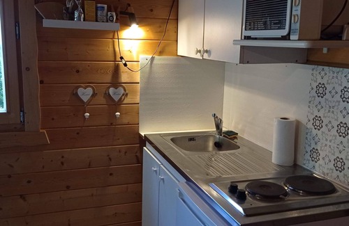 Bouc-Bel-Air Chalet De Esquí | Romantic air-conditioned chalet with exterior between Aix-en-Provence and Marseille