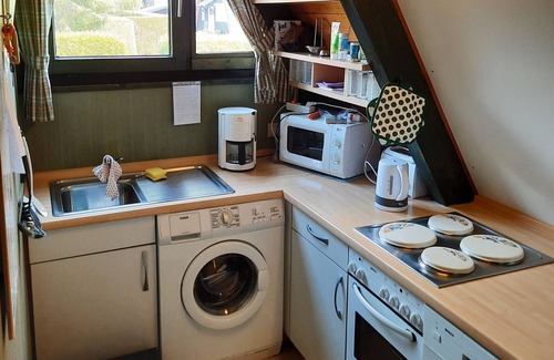 Fedderwardersiel Casa | Charming roof-only house for up to 6 people in Fedderwardersiel. Deichnah.