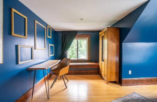 Broadway Casa | Charming Room in Capitol Hill - Foxglove Inn Rm 6