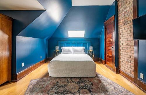 Broadway Casa | Charming Room in Capitol Hill - Foxglove Inn Rm 6