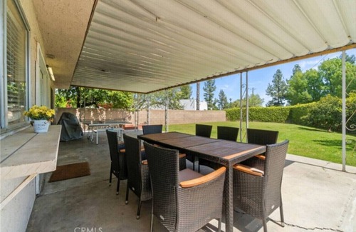 West Hills Casa | Charming Room/Prime Location/Exceptional Amenities