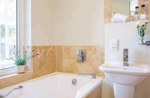 Herolds Bay Casa | Charming Room With a sea View