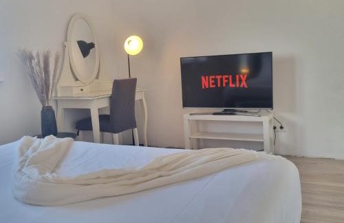 Amsterdam North Casa | Charming Rooms With View