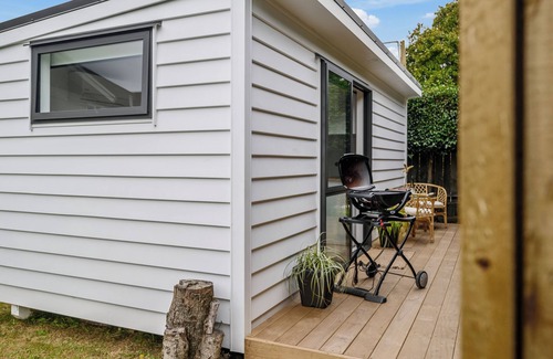 Springfield Cabina | Charming Rotorua Cabin Relaxation Amidst Stunning Landscapes!