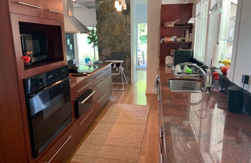 Putnam Valley Casa | Charming rustic and chic lake-front 3-bedroom house in serene Putnam Valley