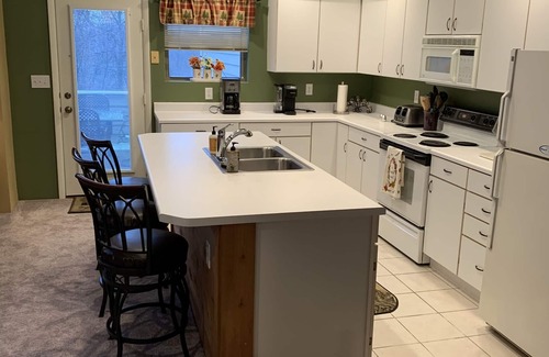 Seven Springs Casa | Charming Rustic Townhome in the Heart of the Villages at Seven Springs