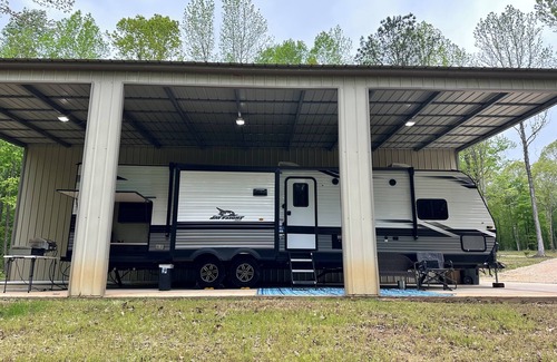 Langston Mile Village Casa | Charming RV in Lovely Oxford with AC, WiFi
