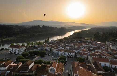 Moncao Apartamento | Charming Santo Antonio Roof top