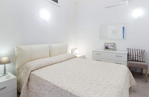 Spotorno Villa | Encantadora villa con vistas al mar con jardín y encantadores espacios al aire libre