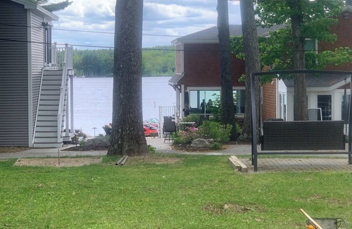Windham Cabina | Charming Sebago Lake 3-bedroom cabin with lake access, WiFi and AC in Windham