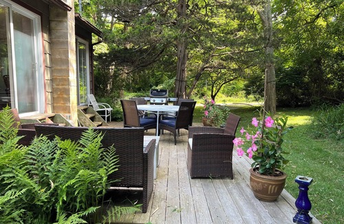 Coecles Harbor Cabaña | Charming secluded island cottage