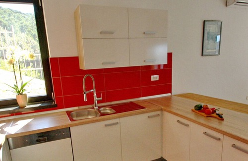 Blato Villa | Encantadora y tranquila villa frente al mar para 8 personas con piscina privada