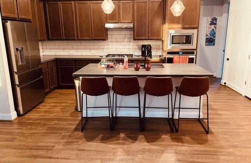 Leander Casa | Charming shared space home with 1 bedroom plus flex space and private bathroom.