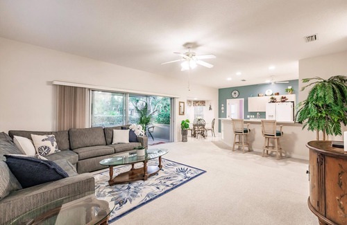 Heritage Oak Park Casa | Charming, Single Level Vacation Home Located in an Active Community