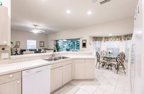 Heritage Oak Park Casa | Charming, Single Level Vacation Home Located in an Active Community