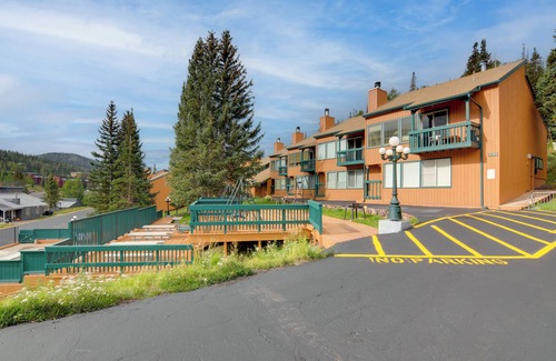Brian Head Apartamento | Charming Ski Condominium w/ Resort Views!