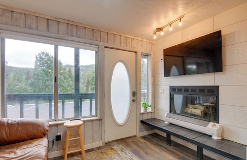 Brian Head Apartamento | Charming Ski Condominium w/ Resort Views!