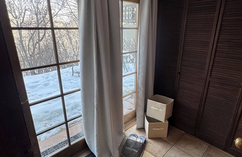 Snowmass Village Apartamento | Charming Snowmass Village apartment with WiFi - perfect for a cozy getaway