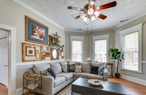 Somerset Casa | Charming Somerset Vacation Rental w/ Fenced Yard!