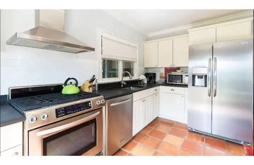 Southampton Villa | Charming Southampton Villa-ge Minutes to the Beach