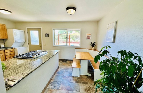 Cortez Casa | Charming southwestern home in downtown Cortez-- 9mins to Mesa Verde