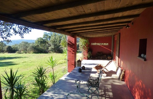 Albala Cabaña | espacioso granero con encanto con piscina en un hermoso paisaje tranquilo