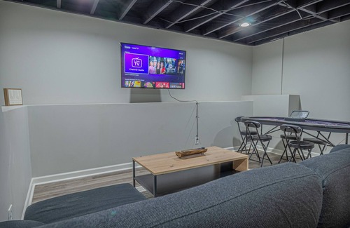 Columbus Casa | Charming Spacious Home with Game room