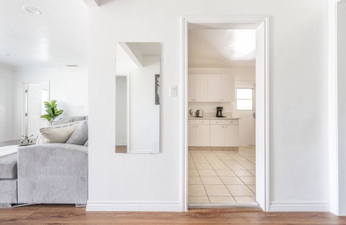 South San Gabriel Casa | Charming Spacious Home - Modern Comforts Prime Location