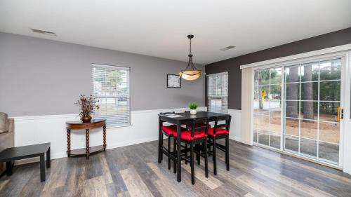 North Charleston Casa | Charming, Spacious, Ideal 4 Groups Near Charleston