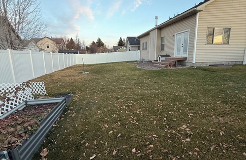 Idaho Falls Casa | Charming Spacious Modern 4 bedroom, 3 bathroom Home in town, pet friendly